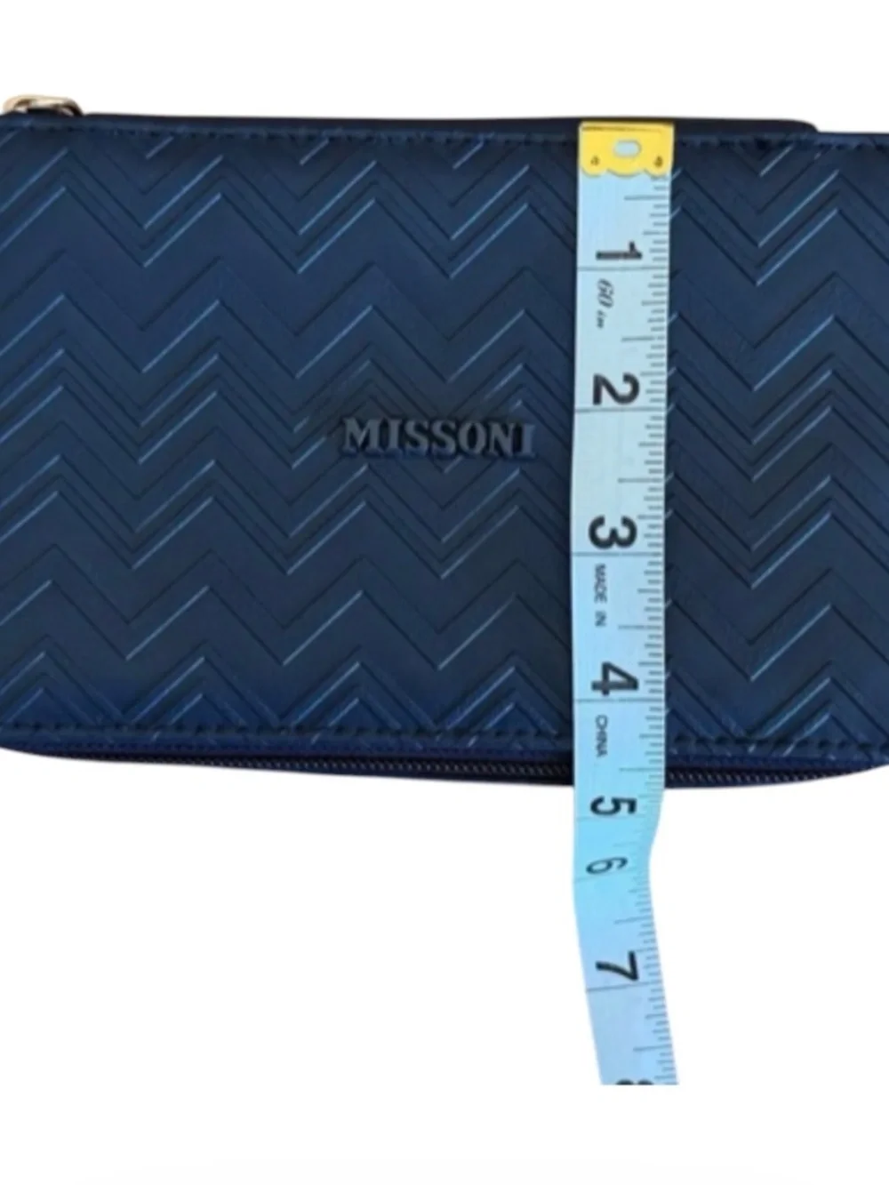 MISSONI For Delta Navy Chevron travel case, NEW WITH TAGS